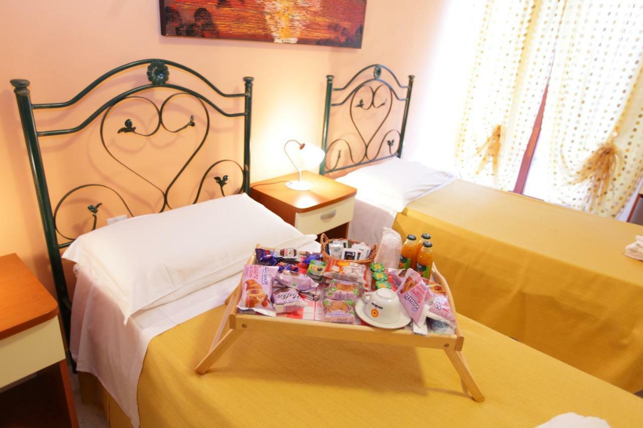 L'Attico Affittacamere B&B Catanzaro Bagian luar foto