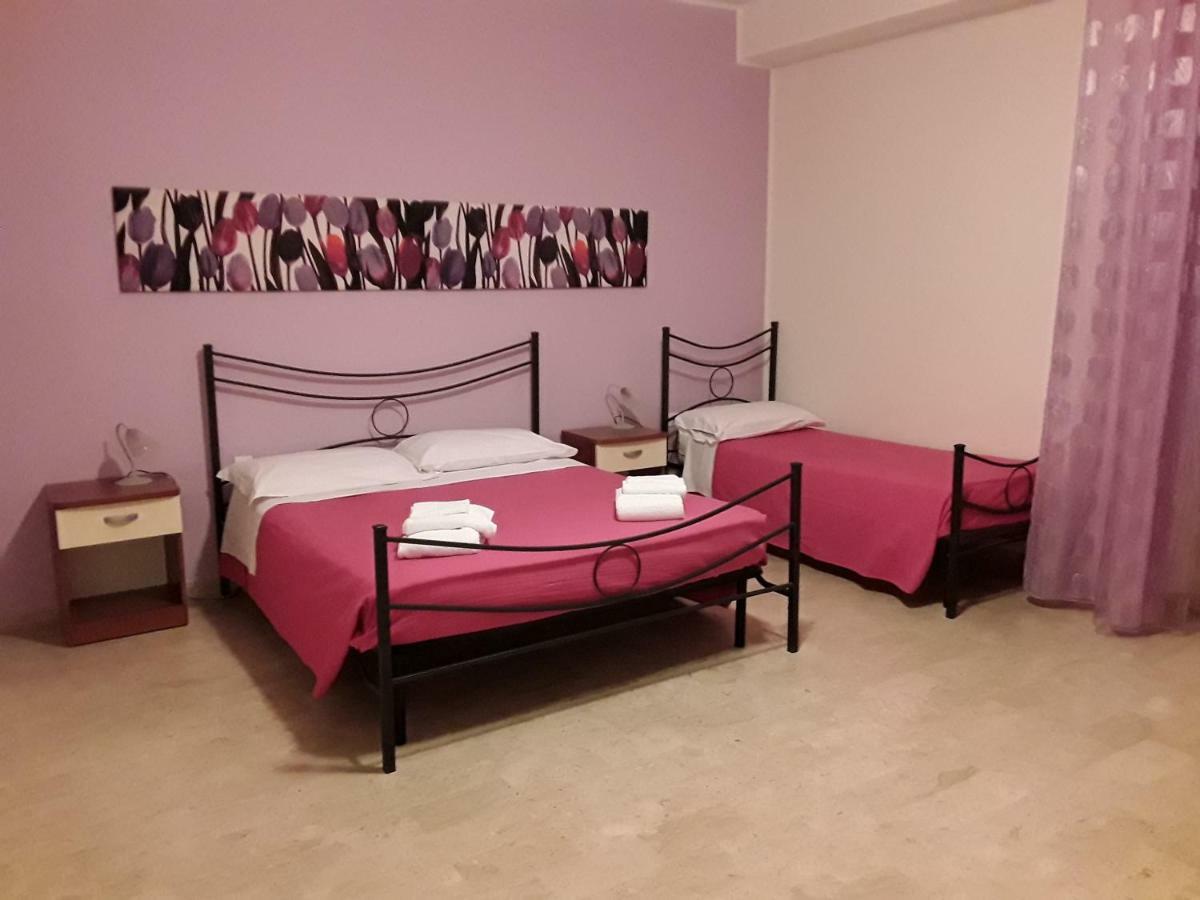 L'Attico Affittacamere B&B Catanzaro Bagian luar foto
